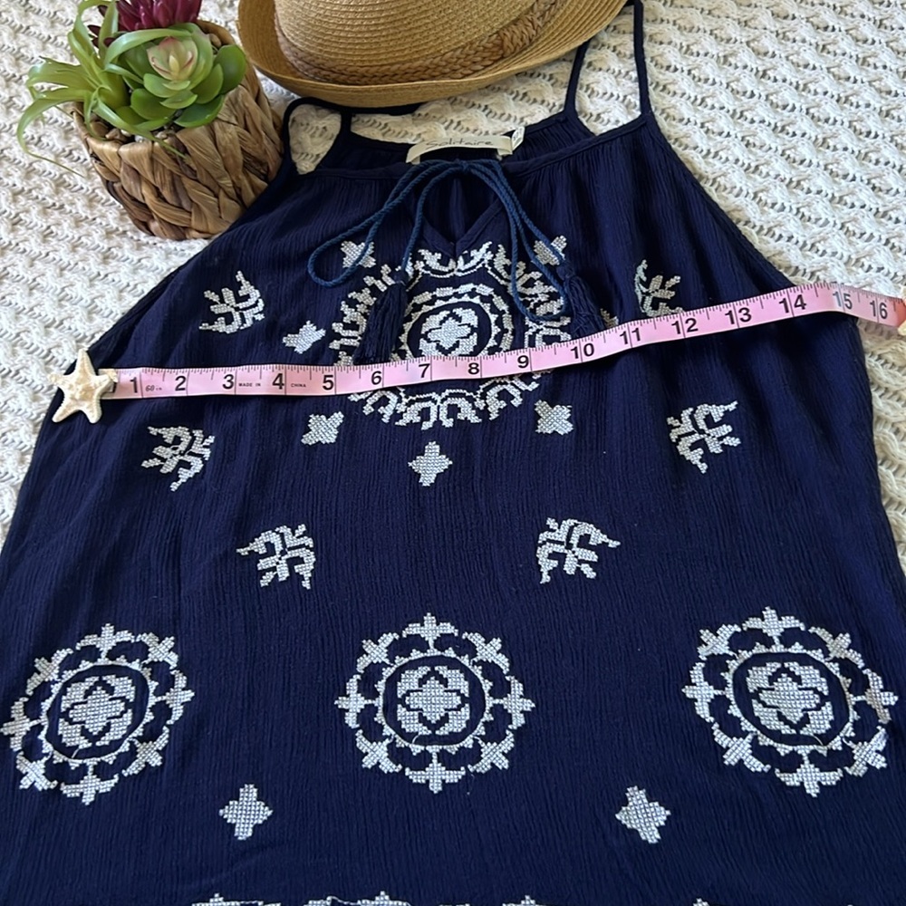 SOLITAIRE Medallion Embroidered Boho Tank in Navy and White | M - Picture 2 of 7